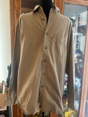 Levi's Men's Button-Up Shirt Jacket in Khaki Brown